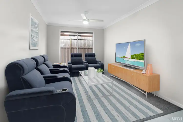 Third view of Homely house listing, 5 Spruce Circuit, Hillcrest QLD 4118