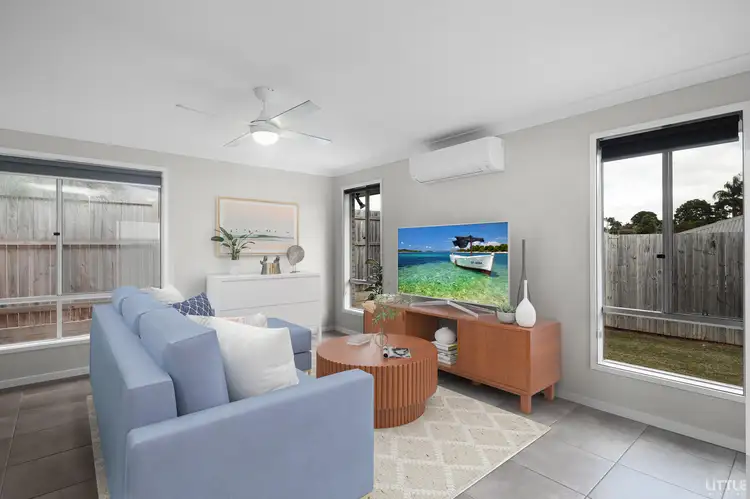 Fifth view of Homely house listing, 5 Spruce Circuit, Hillcrest QLD 4118