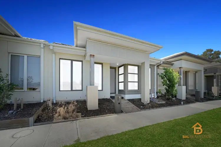 Second view of Homely house listing, 6 Baddaginnie Walk, Tarneit VIC 3029