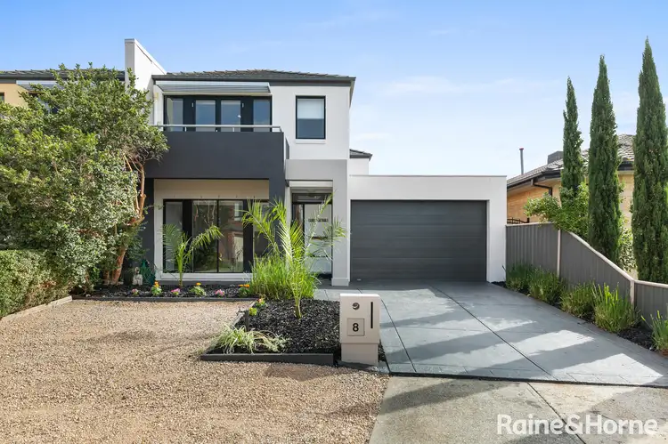 8 Tuscany Court, Roxburgh Park VIC 3064