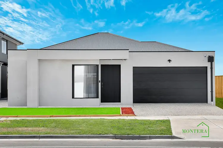 14 Ridley Boulevard, Mickleham VIC 3064
