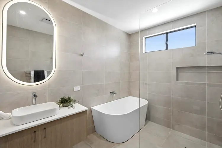 Sixth view of Homely semi-detached listing, 4/85 Blackbutts Road, Frenchs Forest NSW 2086