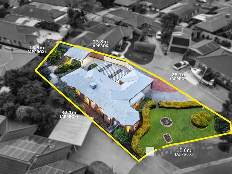 Second view of Homely house listing, 7 William Clarke Wynd, Narre Warren South VIC 3805