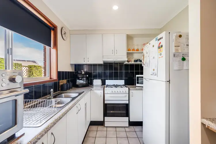 Fourth view of Homely unit listing, 3/3 Kingfisher Drive, West Wodonga VIC 3690