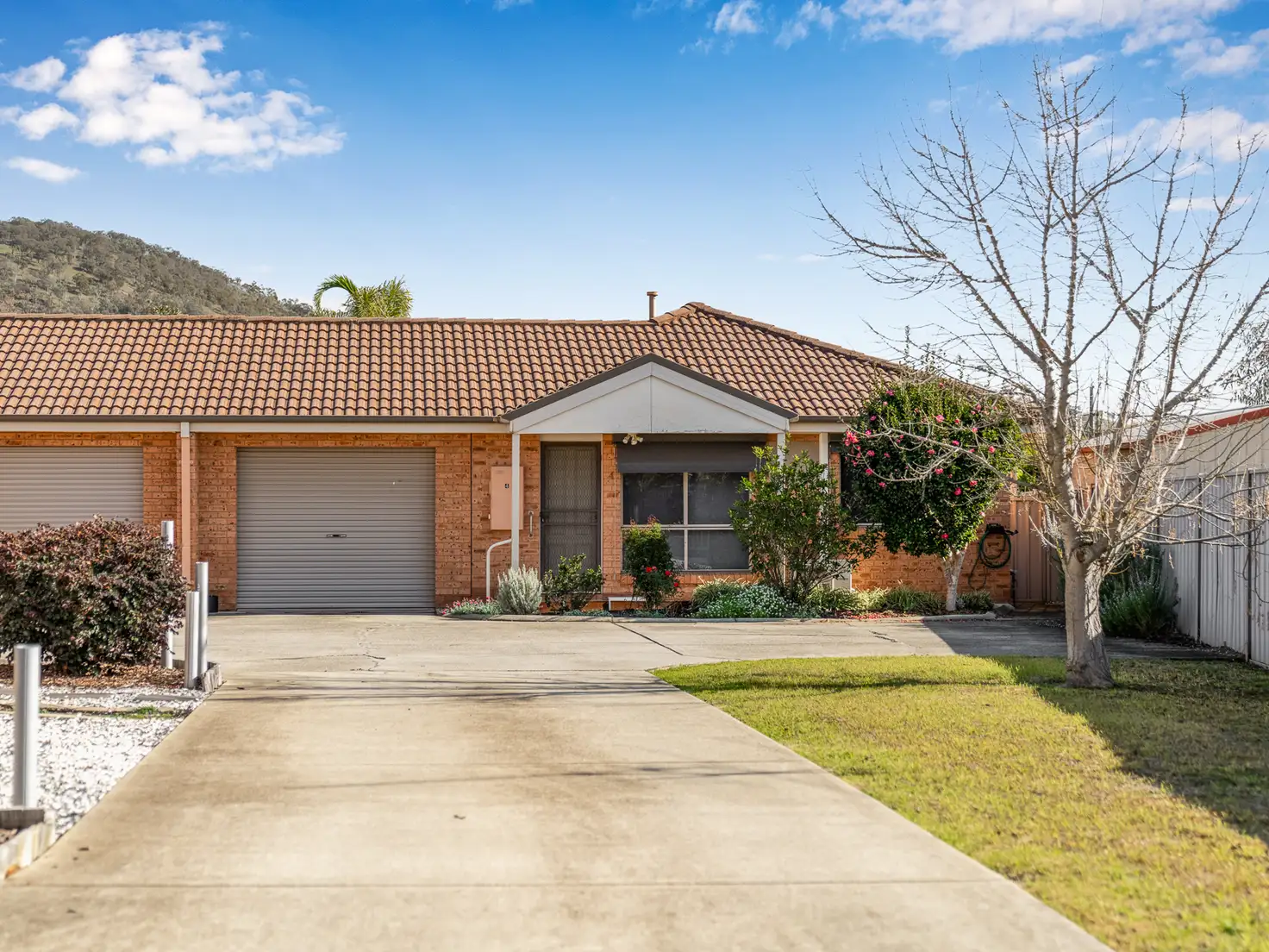 Main view of Homely unit listing, 4/1 Kingfisher Drive, West Wodonga VIC 3690
