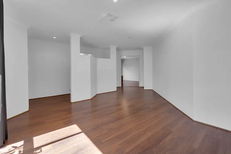 Sixth view of Homely house listing, 15 Treaty Oak Cove, Bibra Lake WA 6163