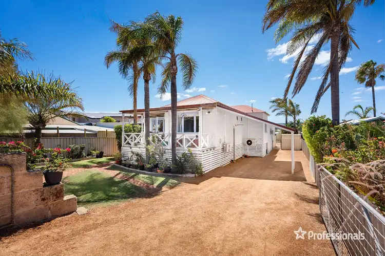 Second view of Homely house listing, 72 Hillview Drive, Drummond Cove WA 6532