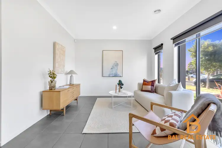 Fifth view of Homely house listing, 32 Risdon Circuit, Tarneit VIC 3029