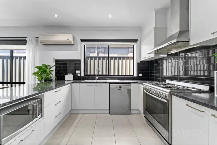 Fifth view of Homely house listing, 46 Kensley Circuit, Craigieburn VIC 3064