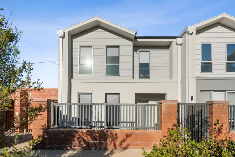 17 Tawny Lane