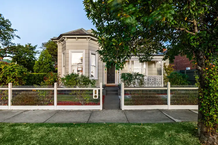 16 Bayview Terrace, Ascot Vale VIC 3032