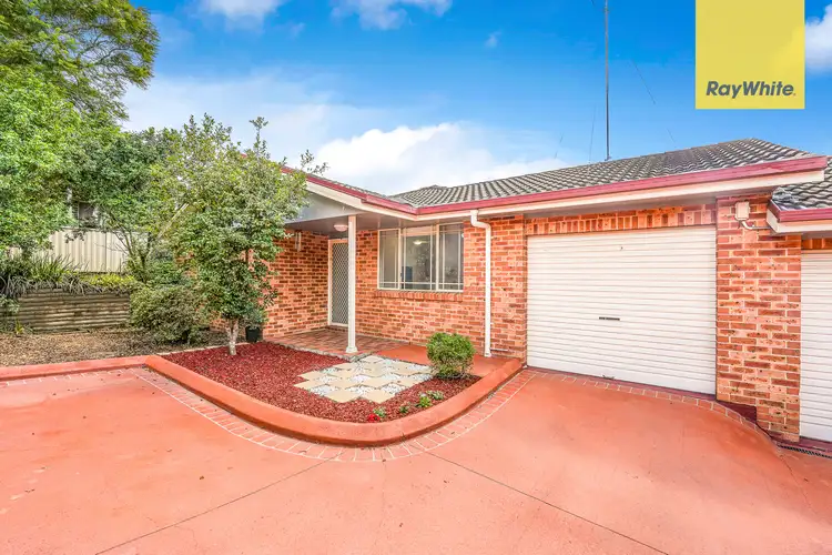 2/158A Targo Road, Girraween NSW 2145
