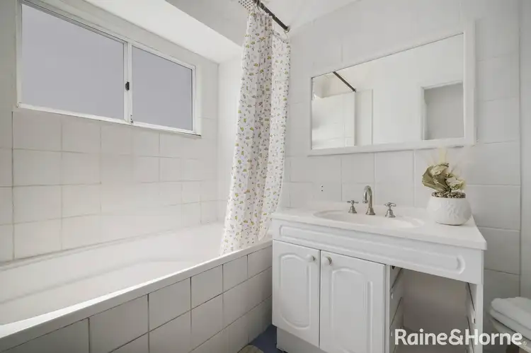 Sixth view of Homely house listing, 10 Mimulus Place, Macquarie Fields NSW 2564