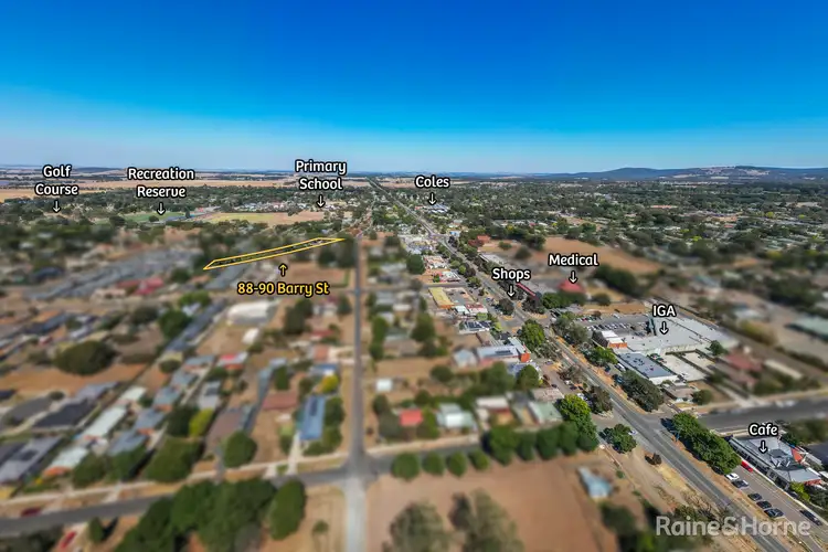88-90 Barry street, Romsey VIC 3434