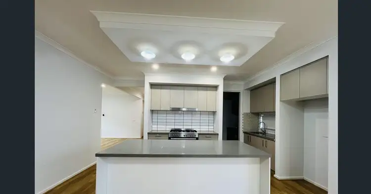 Fifth view of Homely house listing, 7 Rio Way, Truganina VIC 3029