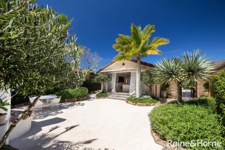 18 Clyde Street, Mollymook Beach NSW 2539
