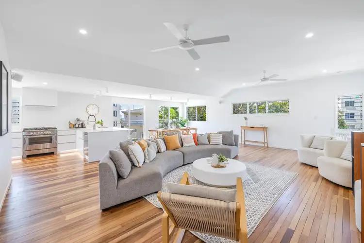 19 Orvieto Terrace, Kings Beach QLD 4551