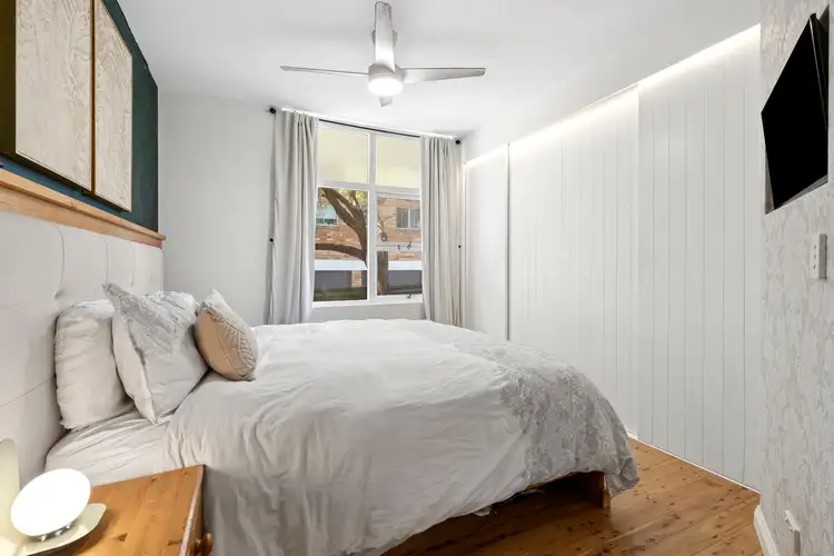 Third view of Homely apartment listing, 3/76 Dee Why Parade, Dee Why NSW 2099