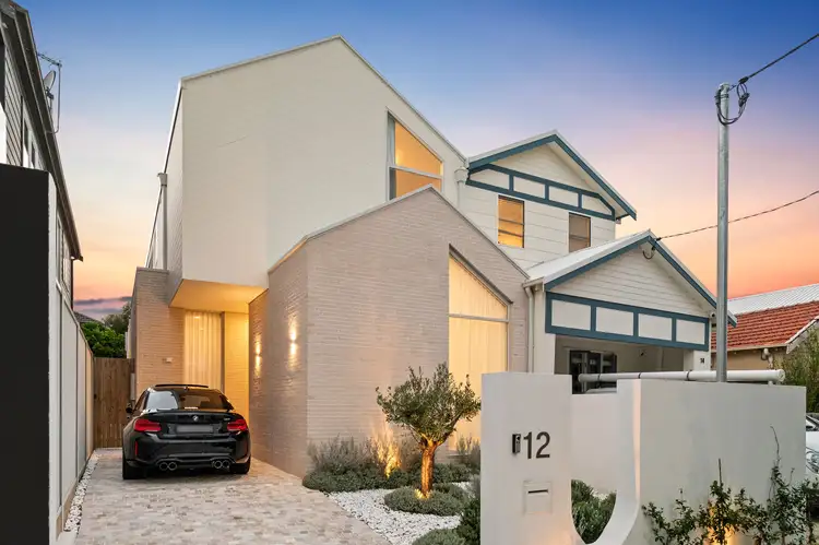 12 Gould Street