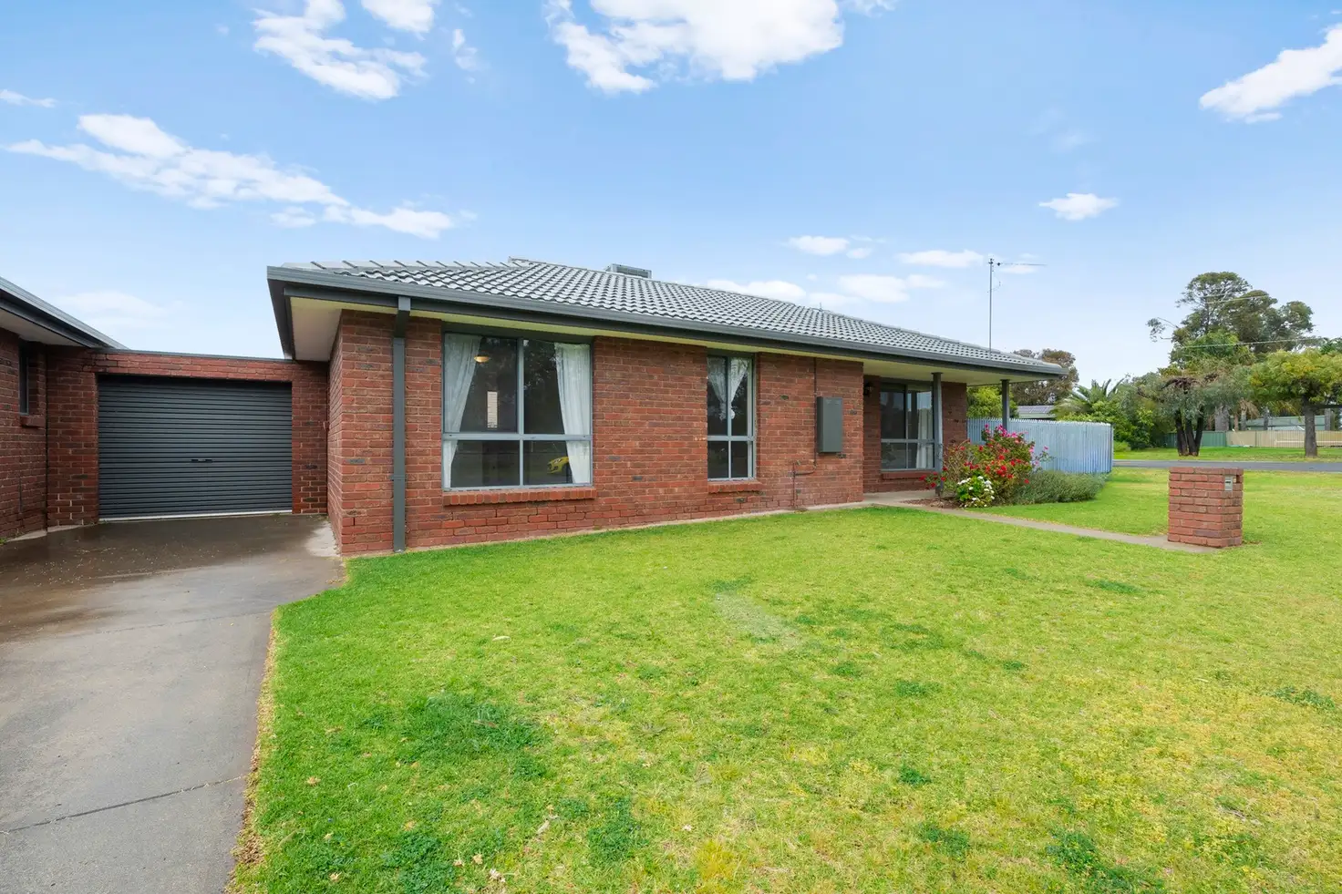 Main view of Homely unit listing, 2/2 Orr Street, Yarrawonga VIC 3730