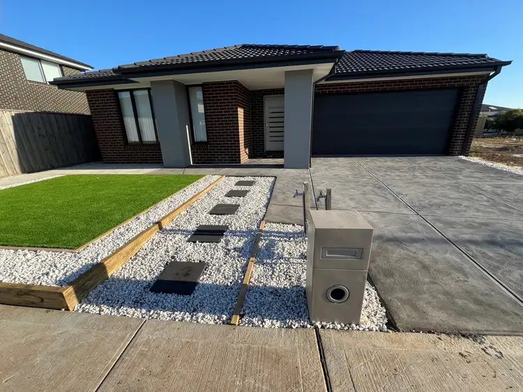 Main view of Homely house listing, 3 Hattersley Chase, Werribee VIC 3030