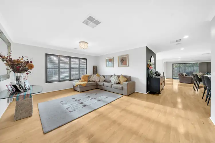 Third view of Homely house listing, 10 Lorikeet Court, Pakenham VIC 3810