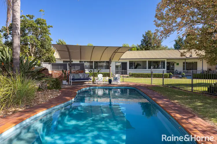 24 Kingsford Smith Road, Boorooma NSW 2650