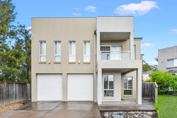11 Yeola Place