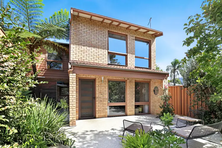 Main view of Homely townhouse listing, 9/9-11 Bruce Road, Fernhill NSW 2519