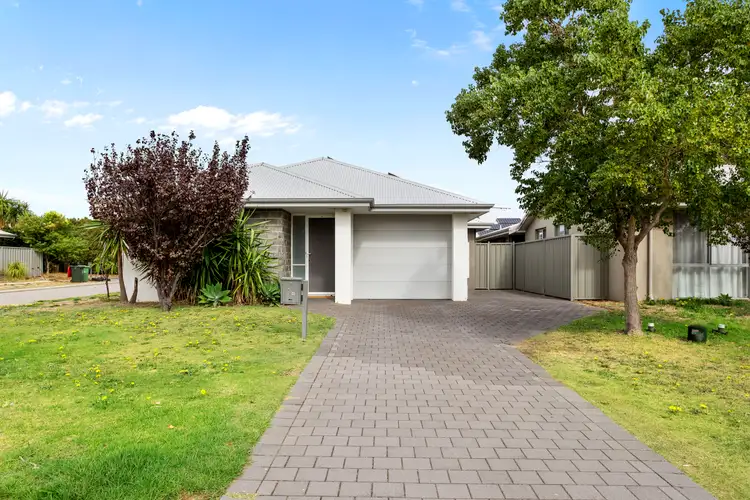 9A Florizel St, Coolbellup WA 6163