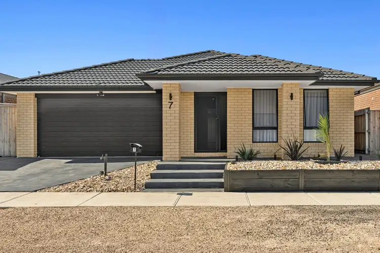 7 Sunset Avenue, Harkness VIC 3337