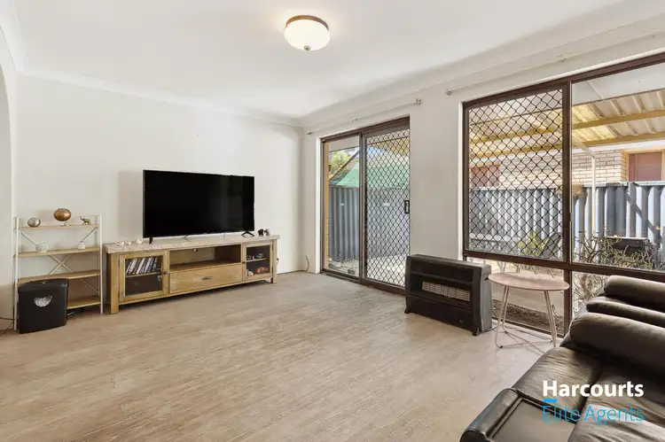 Third view of Homely villa listing, 5/15 San Domingo Close, Safety Bay WA 6169