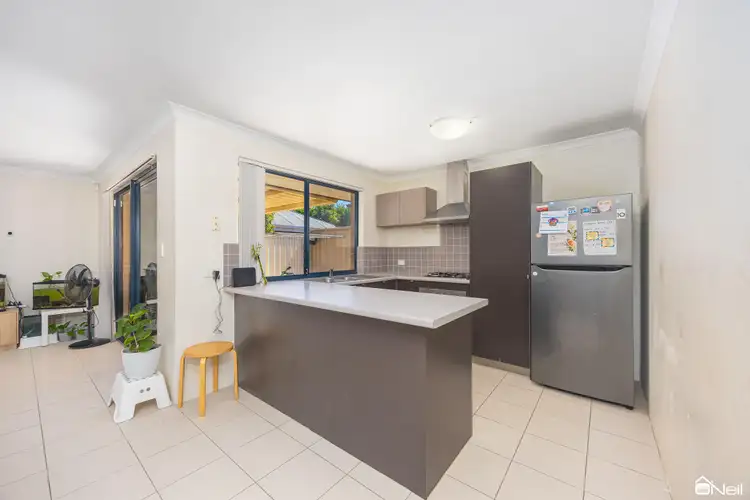 Seventh view of Homely house listing, 2/37 Sixth Road, Armadale WA 6112