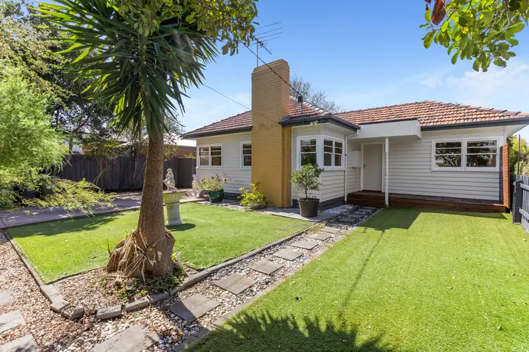 58A Rose Street