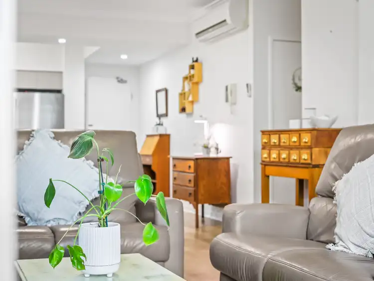 10/53 Darrambal Street, Surfers Paradise QLD 4217