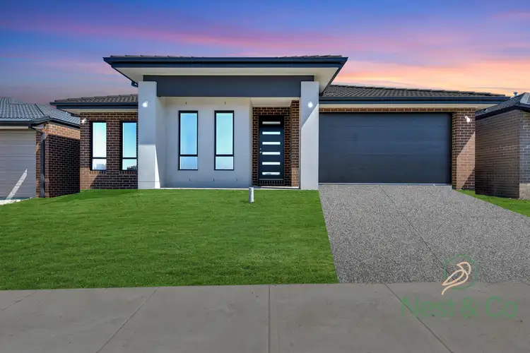 17 Proserpine Cres,