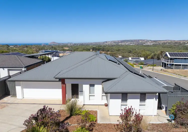 53 Greenhills Road, Victor Harbor SA 5211