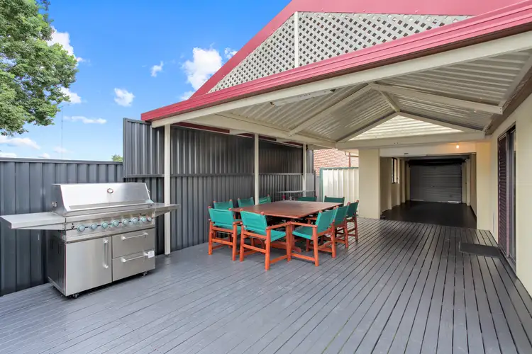6 Kim Place, Quakers Hill NSW 2763