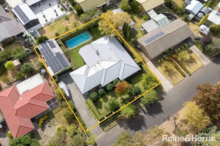 6 Carawa Avenue