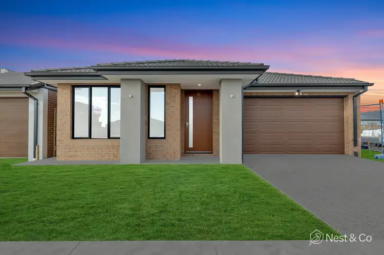 13 Heaton Road, Donnybrook VIC 3064