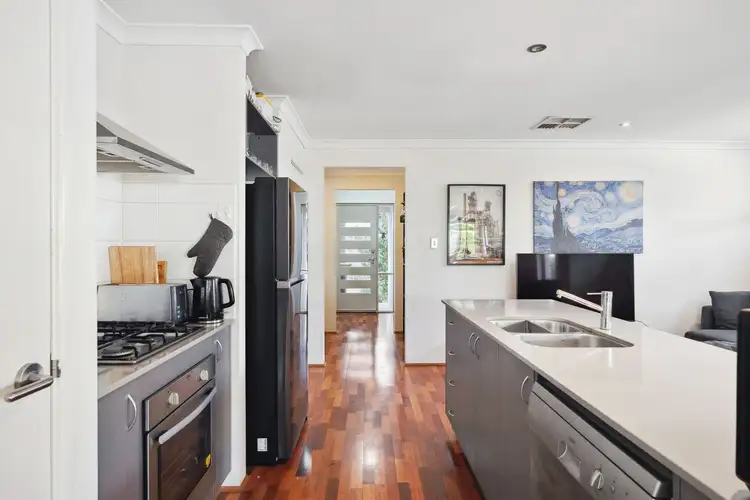 19/42 Baler Court, Hammond Park WA 6164