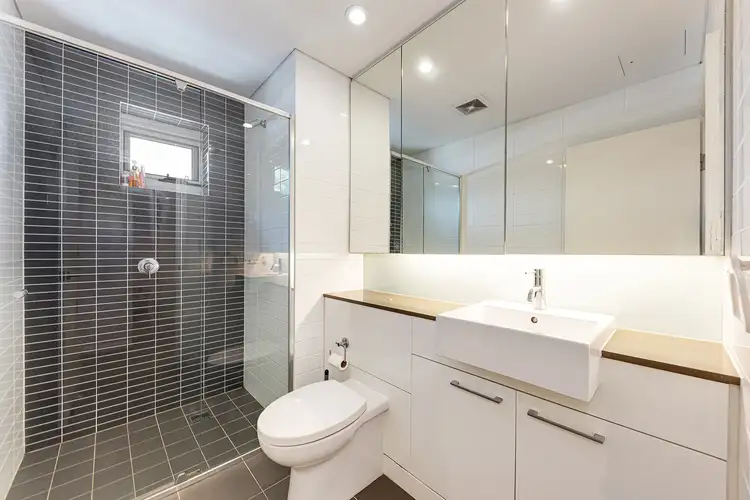 Fifth view of Homely unit listing, 704/10 Duntroon Ave, St Leonards NSW 2065