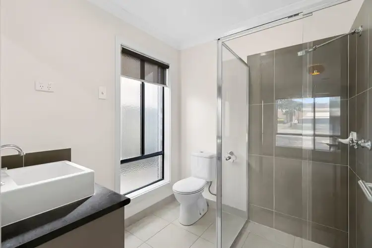 Third view of Homely house listing, 29 Marylou Court, Delahey VIC 3037
