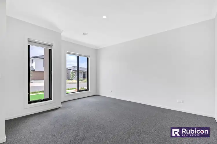 Second view of Homely house listing, 9 Glenard Avenue, Strathtulloh VIC 3338