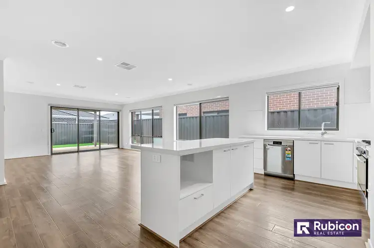 Fifth view of Homely house listing, 9 Glenard Avenue, Strathtulloh VIC 3338