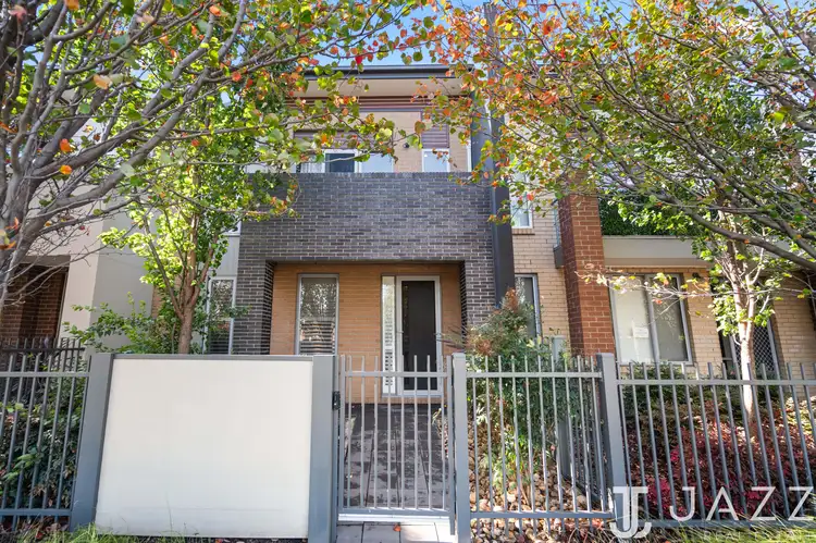 20 Tattersalls Lane
