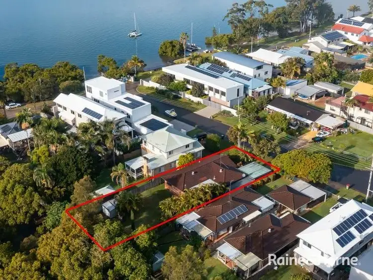 7 Junee Street, Redland Bay QLD 4165