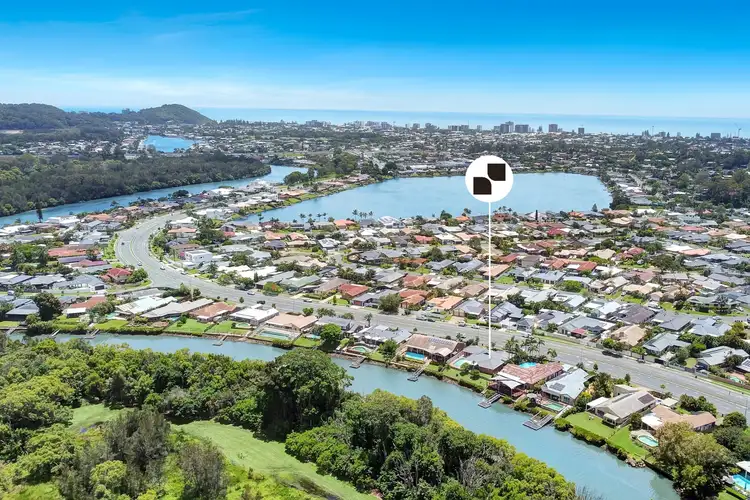 246 Nineteenth Avenue, Elanora QLD 4221