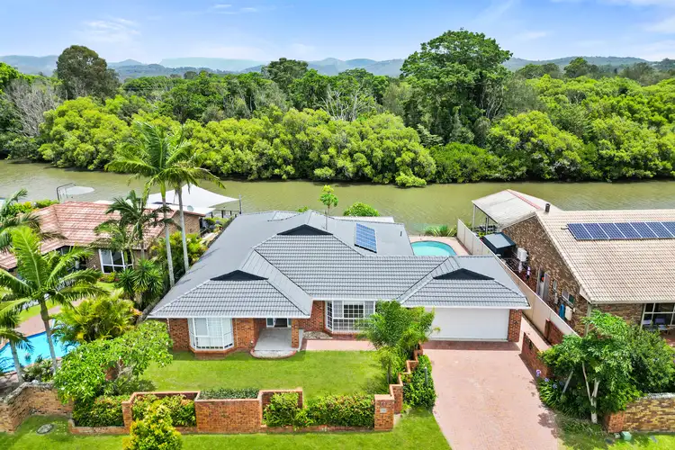 246 Nineteenth Avenue, Elanora QLD 4221