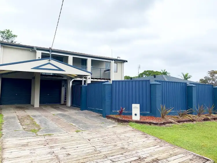 16 HIGHCLERE STREET, Bateau Bay NSW 2261